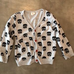 Skull print gray cardigan